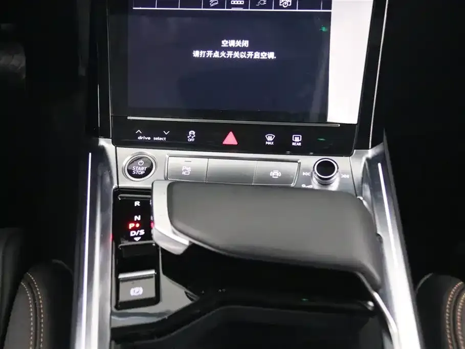 Audi e-tron 2025 из CN, фото 8