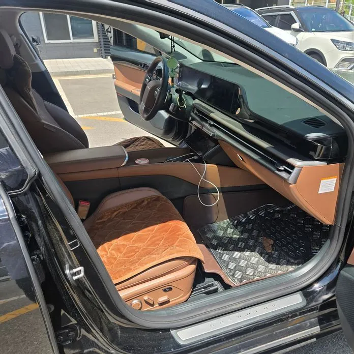 Hyundai Grandeur 2023 из KR, фото 8