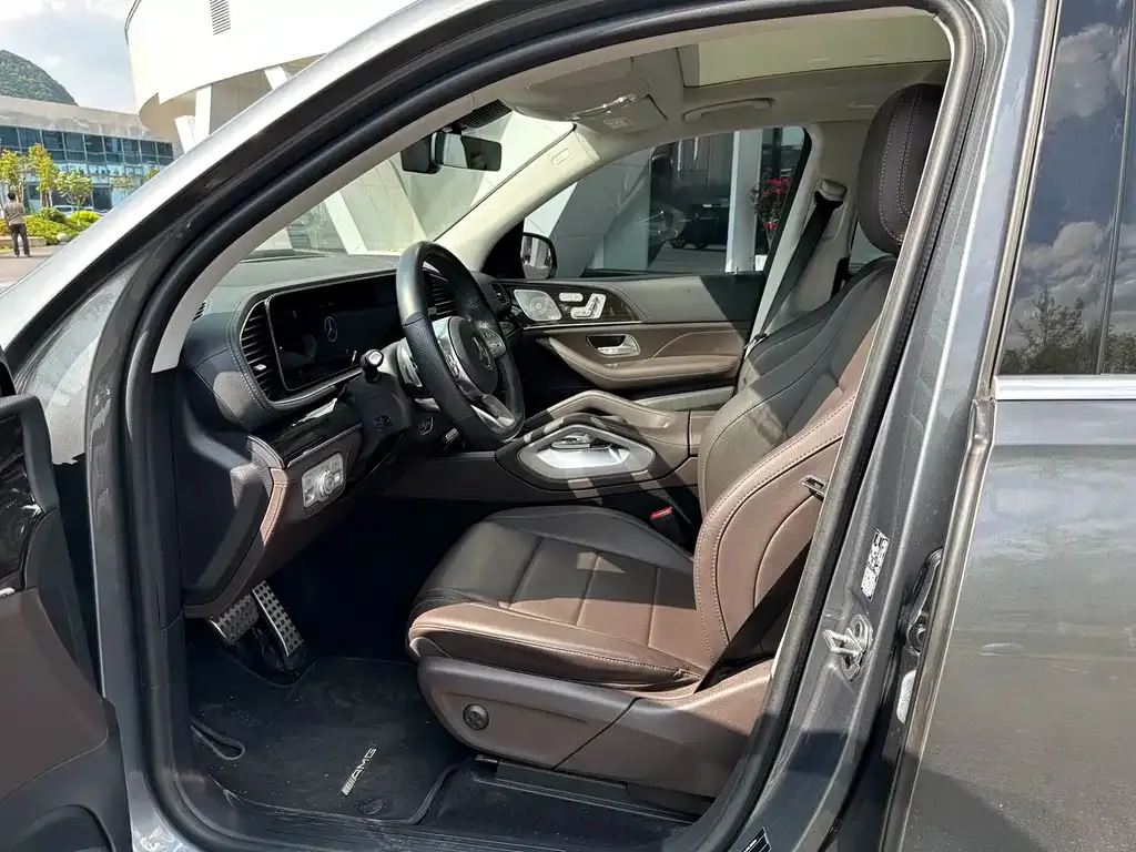 Mercedes-Benz GLS — фото 2