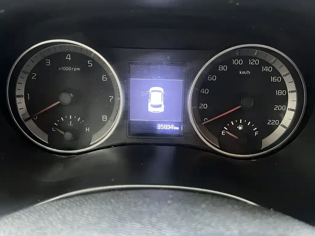 Kia KX1 2021 из CN, фото 3