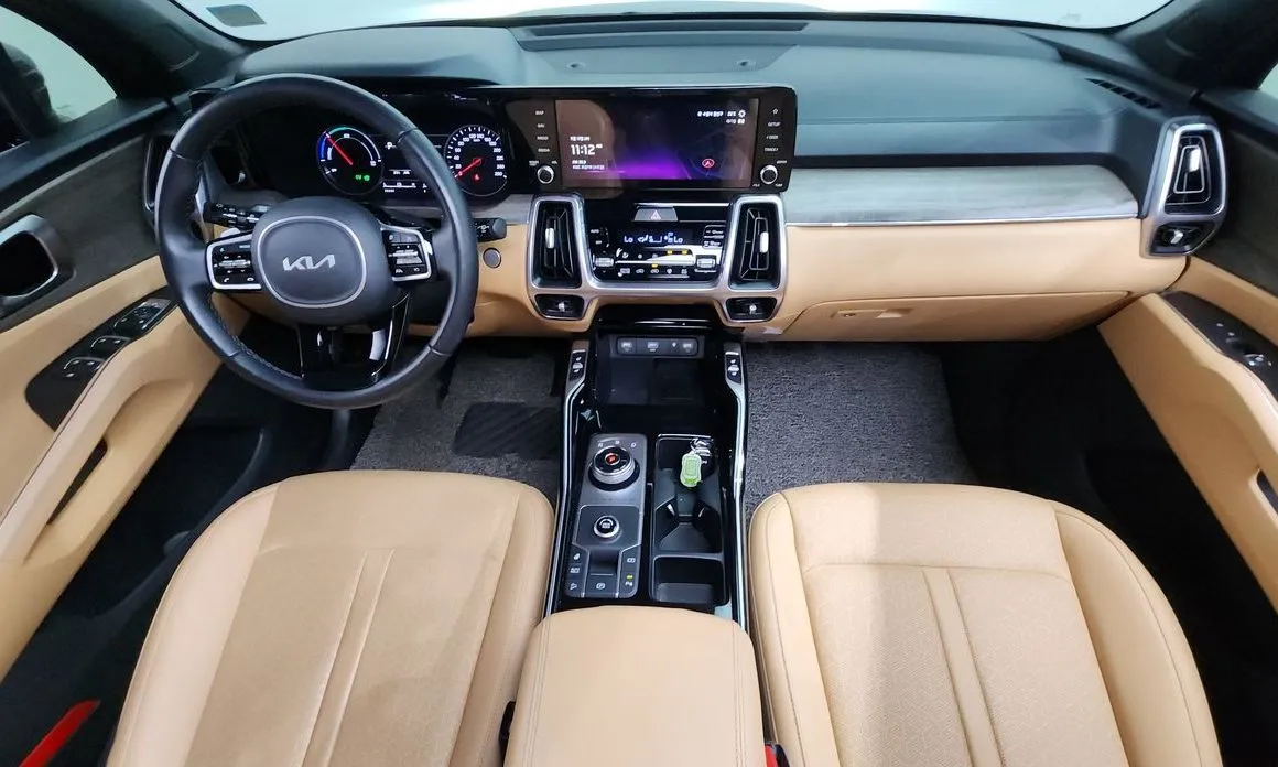 Kia Sorento — фото 10