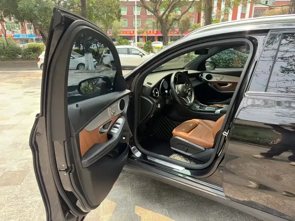 Mercedes-Benz GLC Coupe 2021 из CN, фото 9