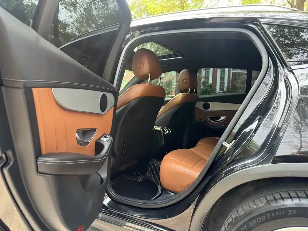 Mercedes-Benz GLC Coupe 2021 из CN, фото 2