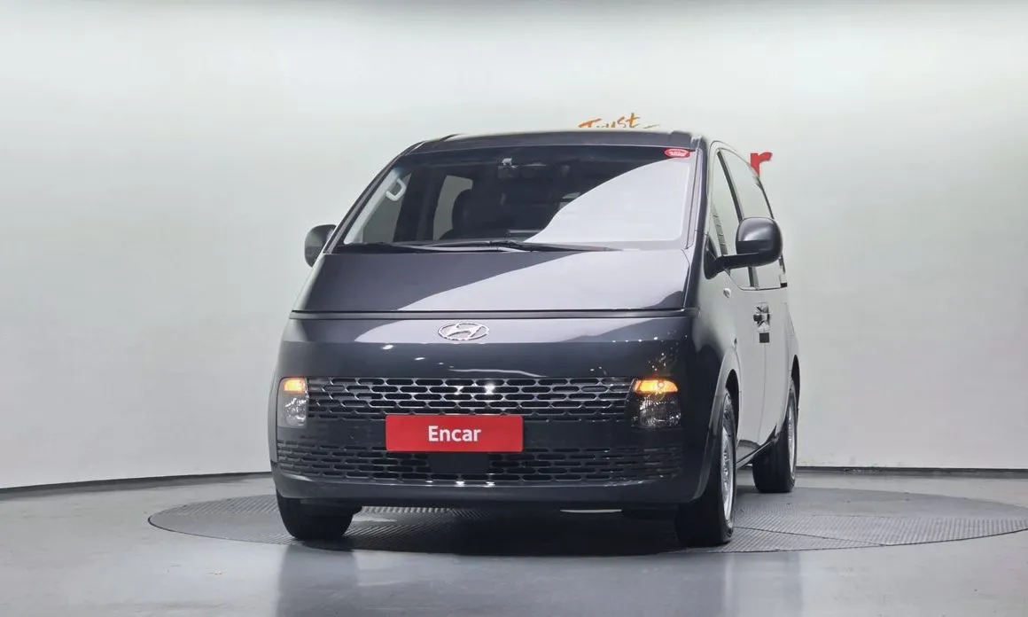 Hyundai Staria 2023 из KR, фото 3
