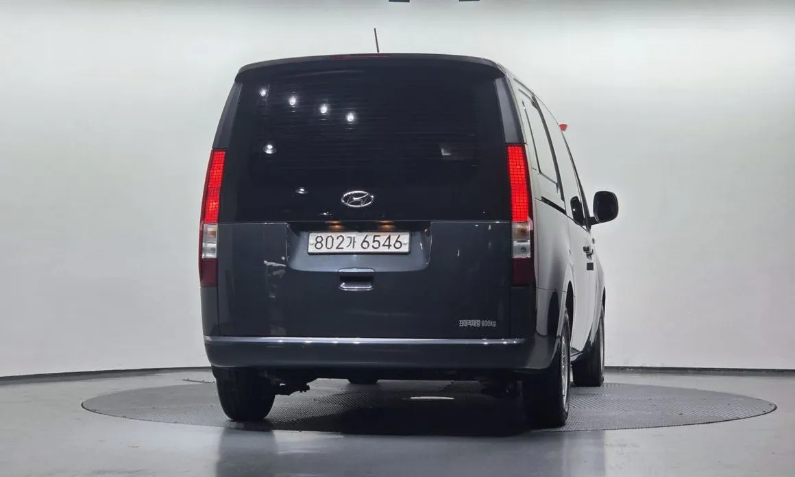 Hyundai Staria 2023 из KR, фото 6