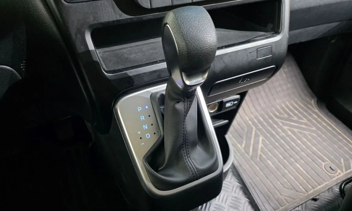 Hyundai Staria 2023 из KR, фото 4