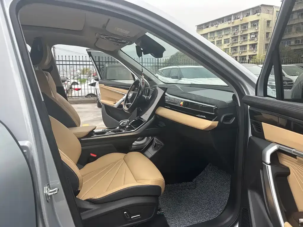 Geely Boyue L 2024 из CN, фото 9