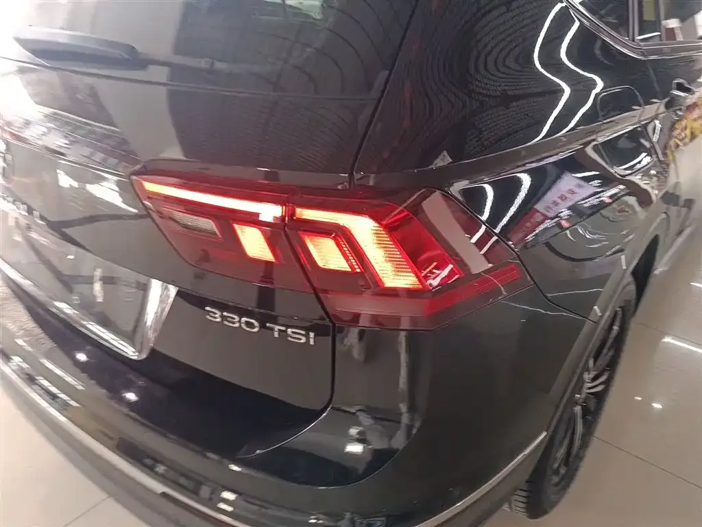 Volkswagen Tiguan L 2021 из CN, фото 5