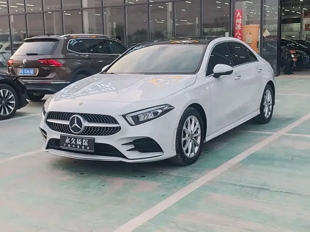 Mercedes-Benz A-Class — фото 1