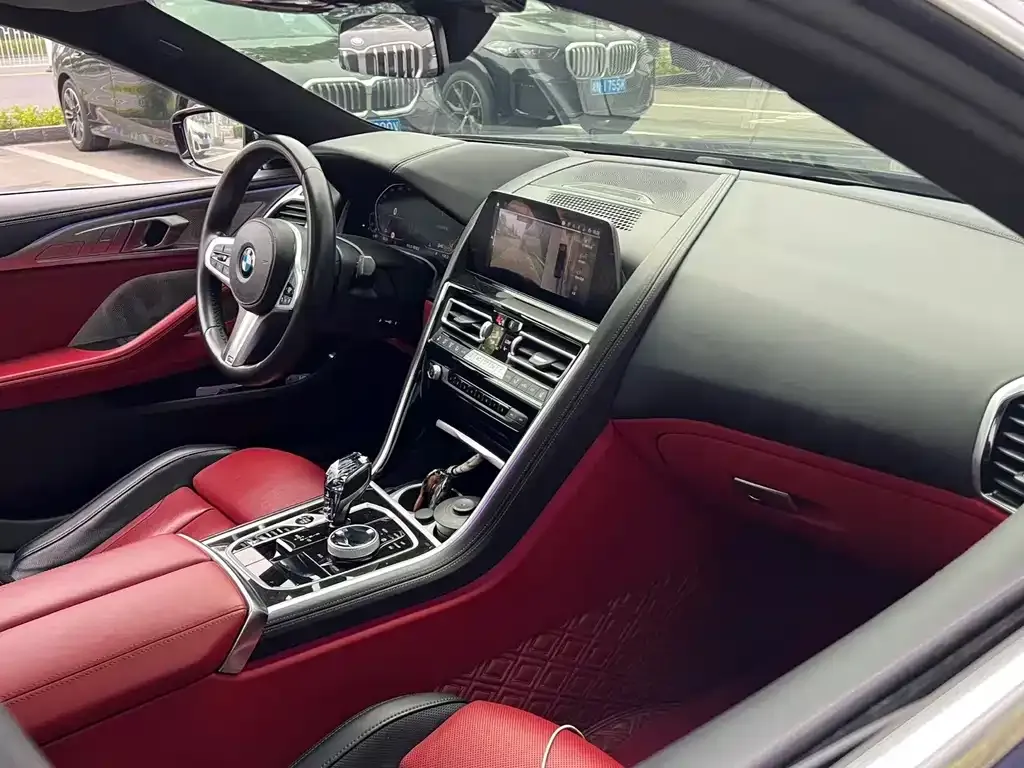 BMW 8 Series 2021 из CN, фото 2