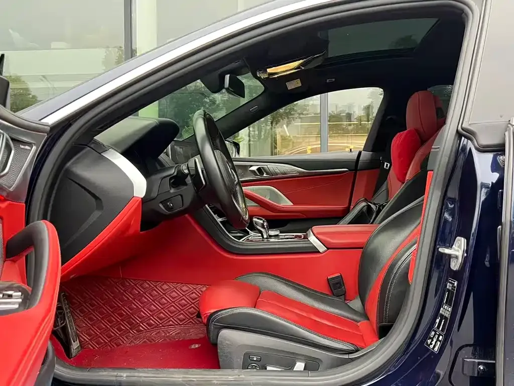 BMW 8 Series 2021 из CN, фото 6