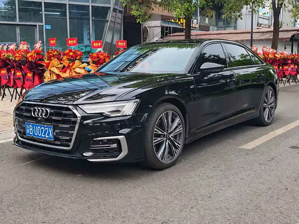 Audi A6L 2023 из CN, фото 1