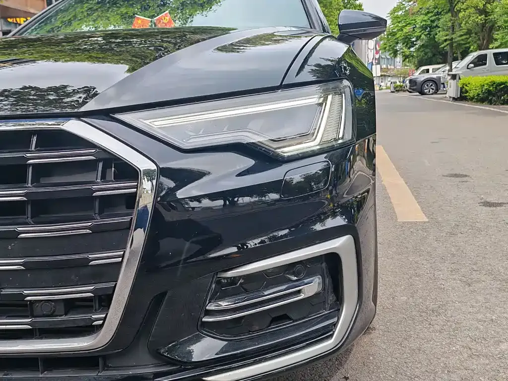 Audi A6L 2023 из CN, фото 4