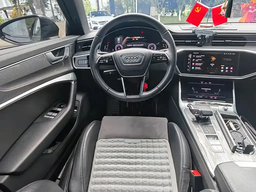 Audi A6L 2023 из CN, фото 2