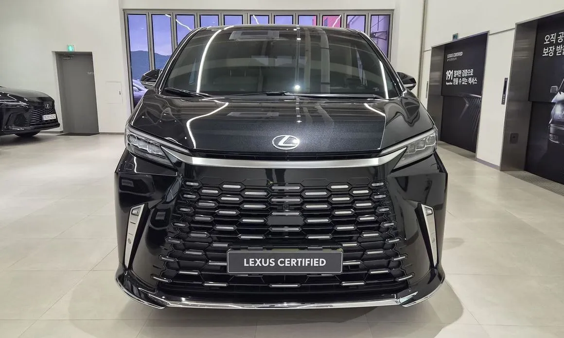 Lexus LM 2025 из KR, фото 3