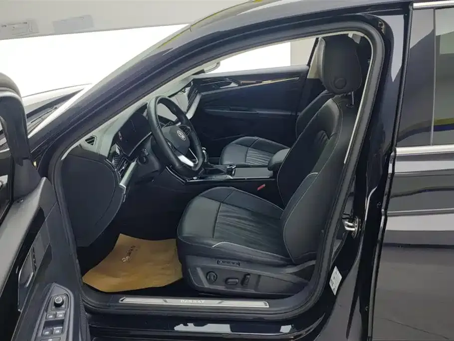 Volkswagen Passat — фото 3