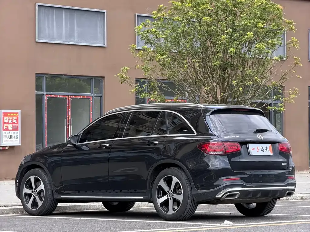 Mercedes-Benz GLC — фото 5