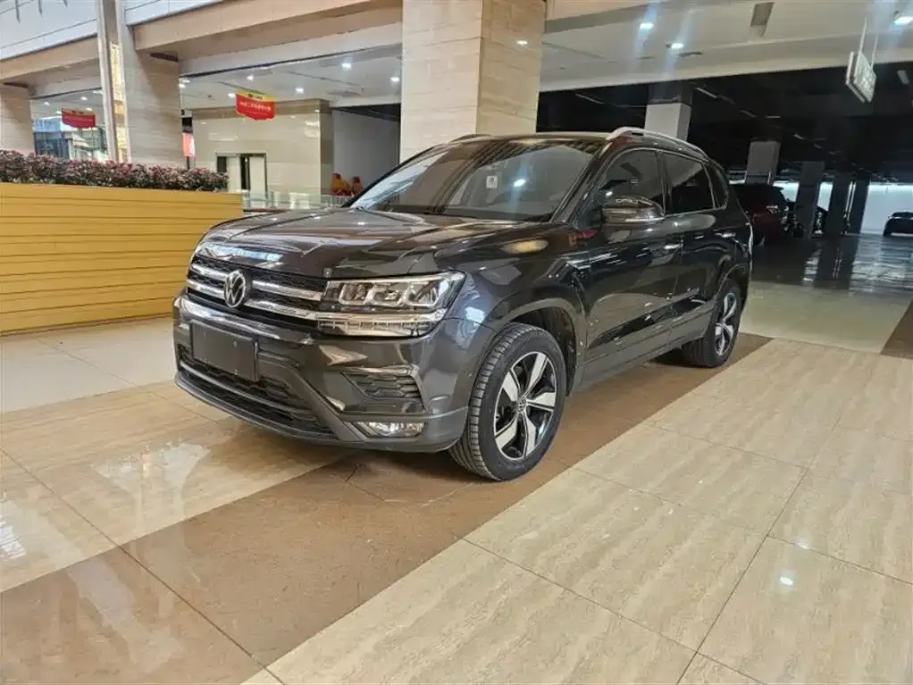 Volkswagen Tharu — фото 1