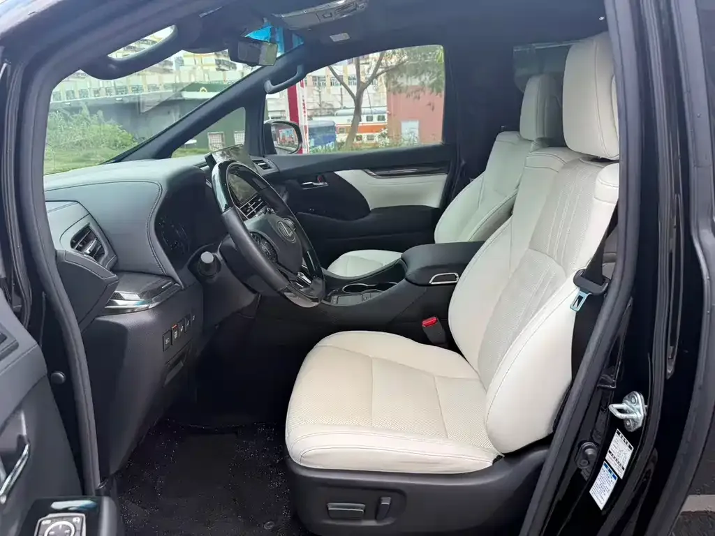 Lexus LM 2021 из CN, фото 3