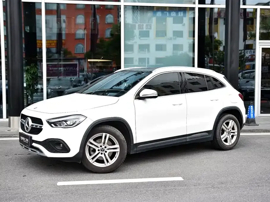 Mercedes-Benz GLA — фото 10