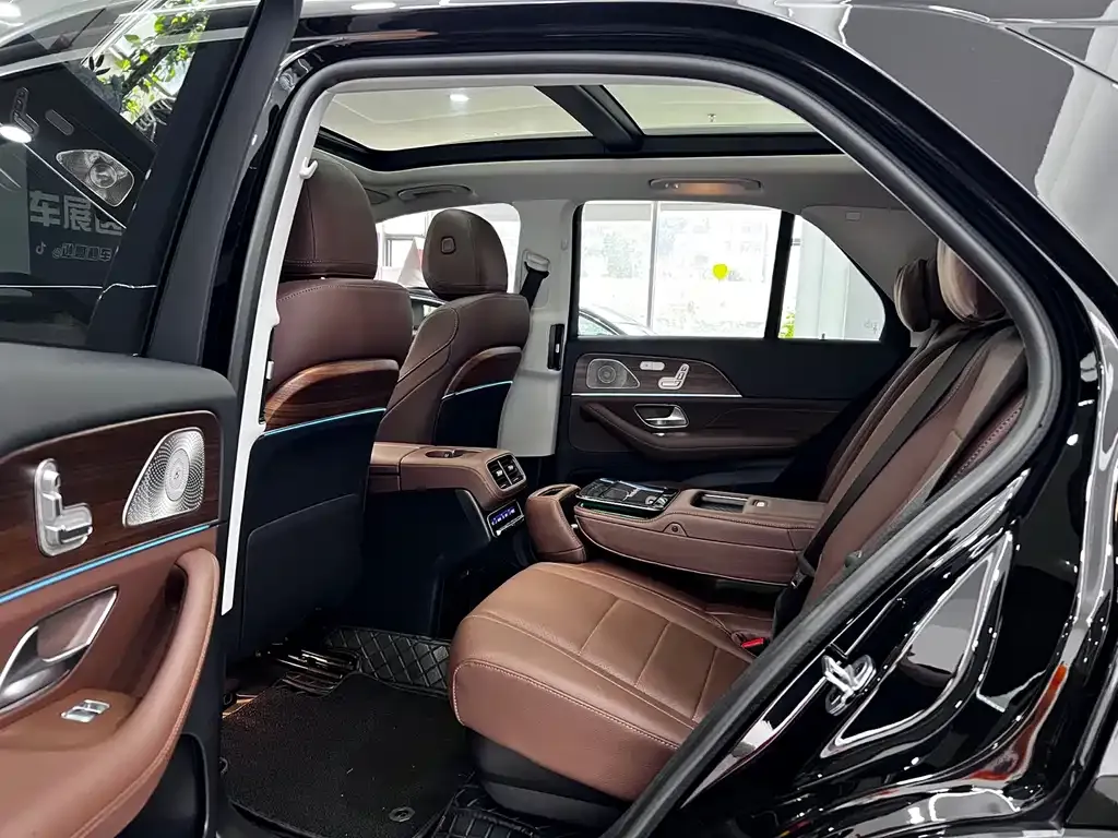 Mercedes-Benz GLE New Energy 2024 из CN, фото 8