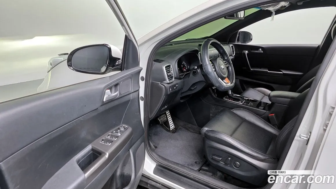 Kia Sportage — фото 7