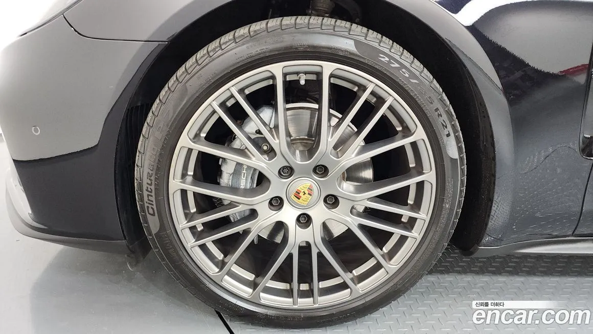 Porsche Panamera 2024 из KR, фото 6