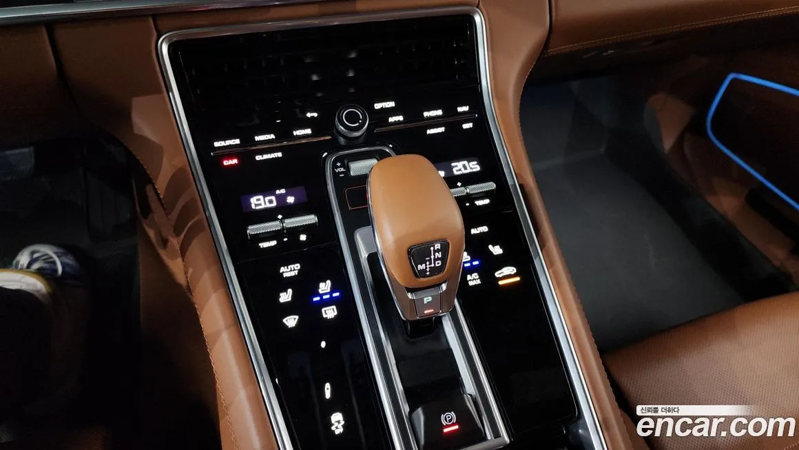 Porsche Panamera 2024 из KR, фото 8