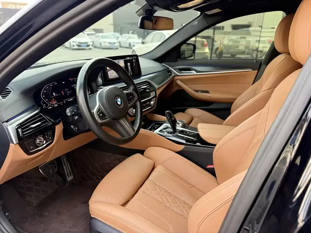 BMW 5 Series (Import) — фото 10