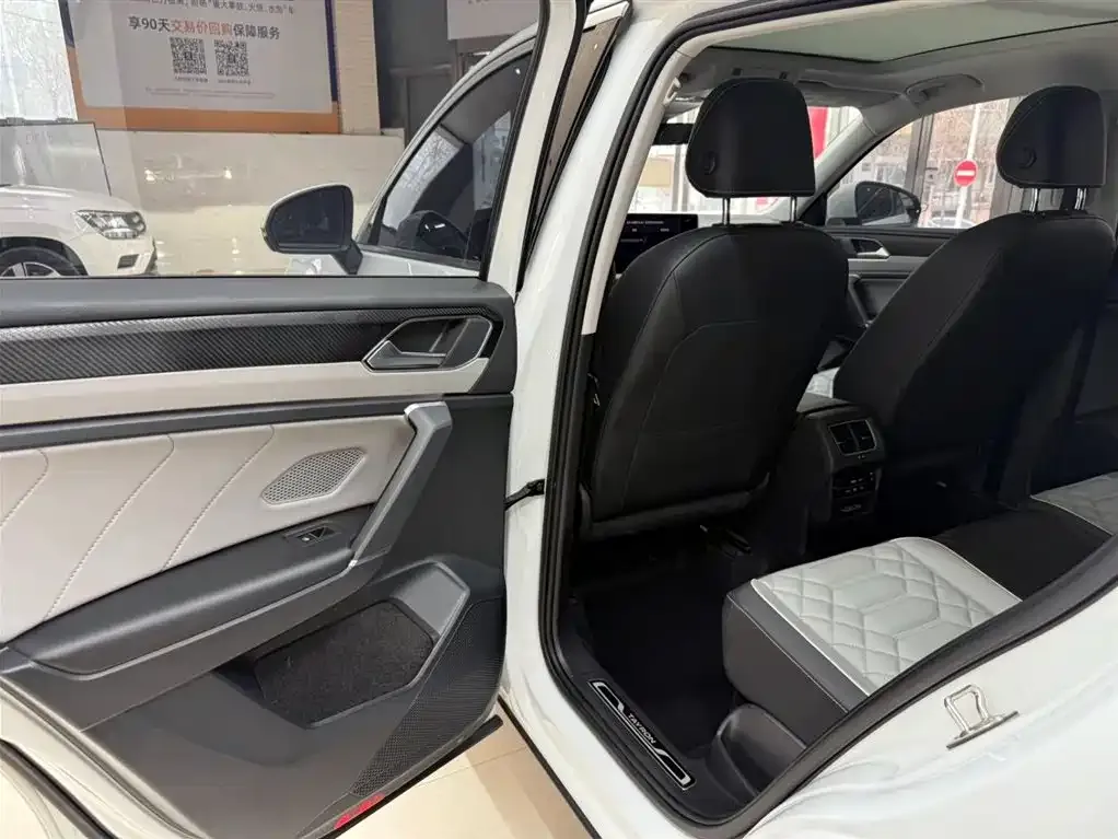 Volkswagen Tayron 2023 из CN, фото 10
