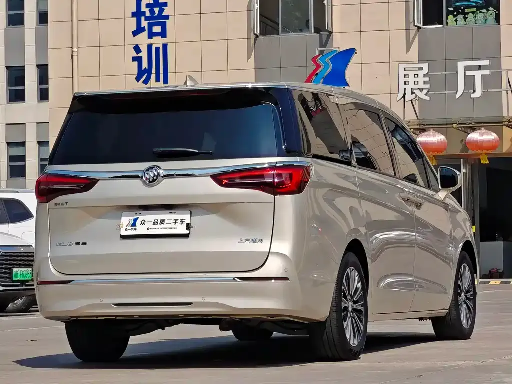 Buick GL8 2021 из CN, фото 8
