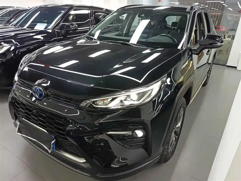 Toyota Wildlander — фото 10