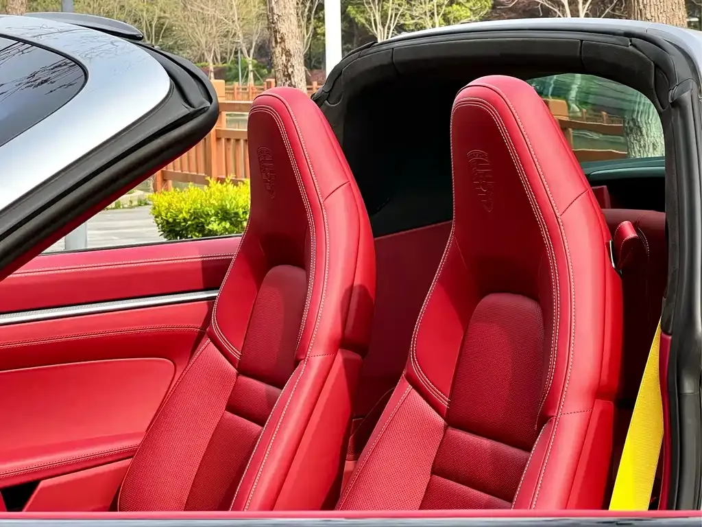 Porsche 911 2024 из CN, фото 3