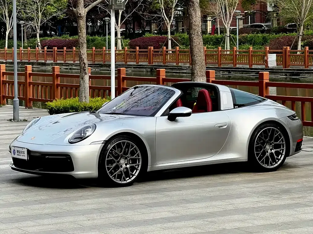 Porsche 911 2024 из CN, фото 10