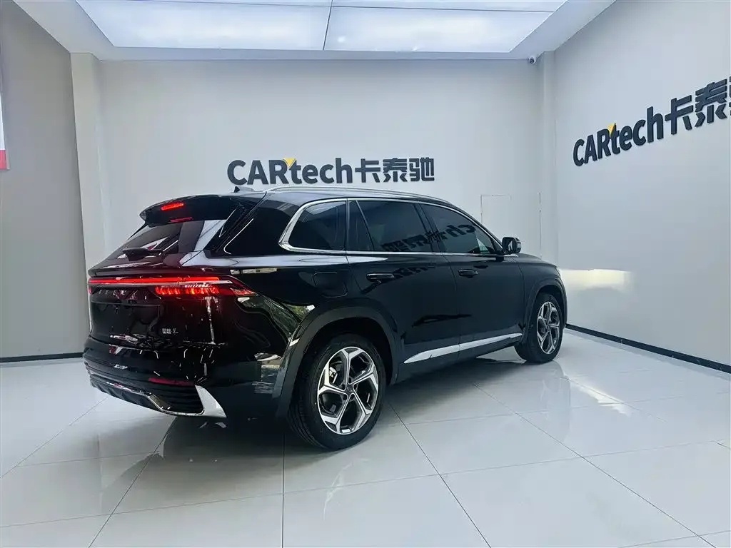 Geely Xingyue L — фото 10