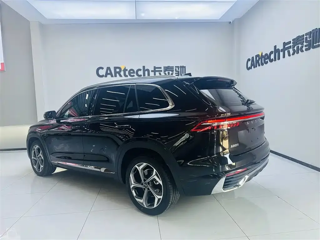 Geely Xingyue L — фото 4