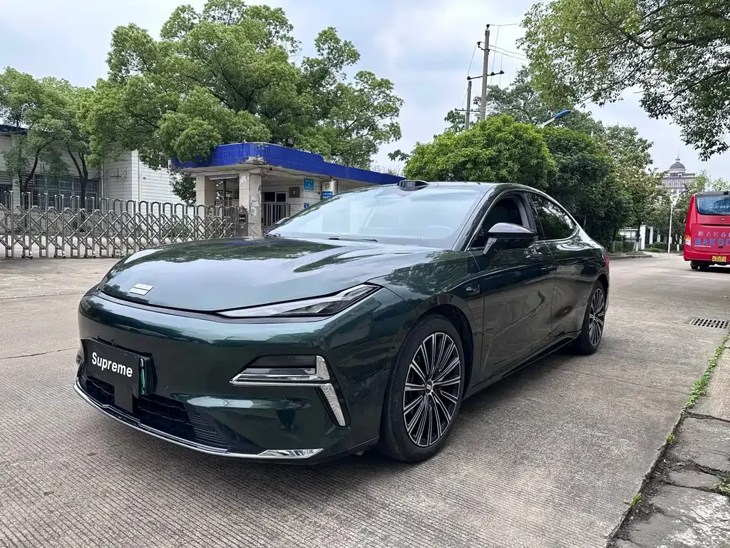 Geely Galaxy Xingyao 8