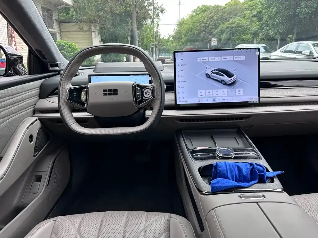 Geely Galaxy Xingyao 8 2025 из CN, фото 10