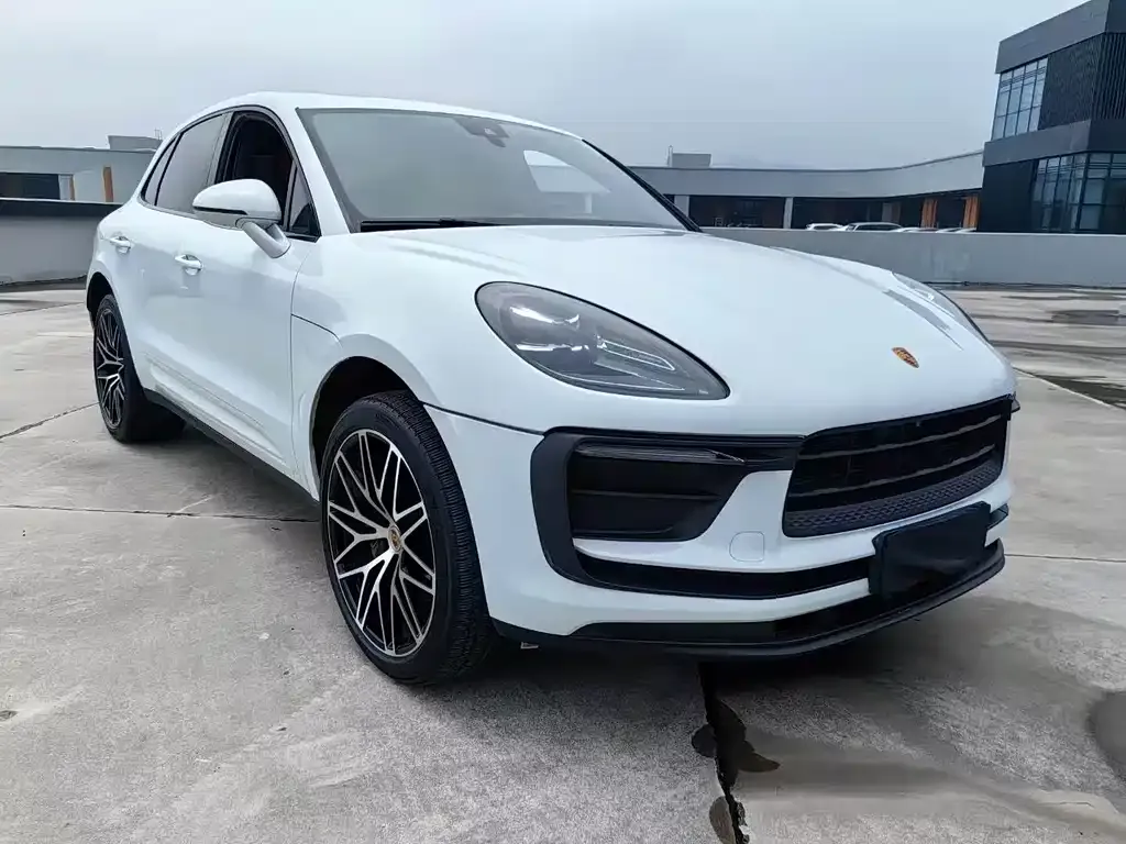 Porsche Macan — фото 9
