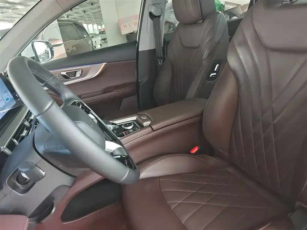 Chery Tiggo 8 PRO — фото 2