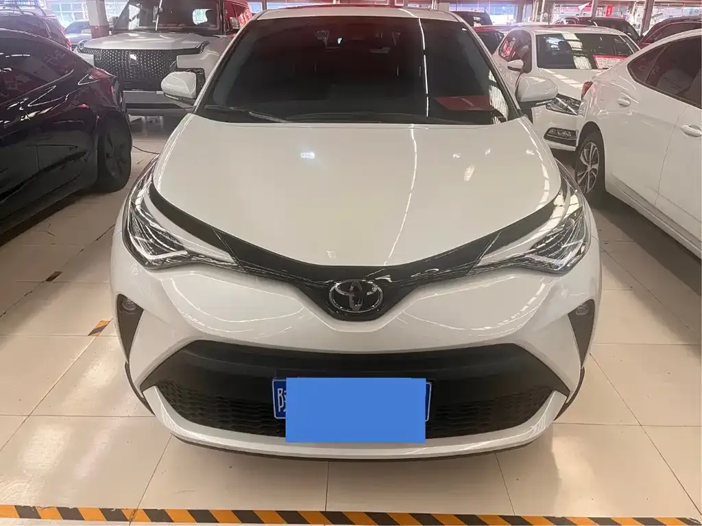 Toyota C-HR 2024 из CN, фото 9