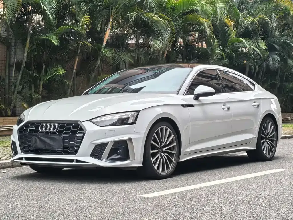 Audi A5 (Import) — фото 1