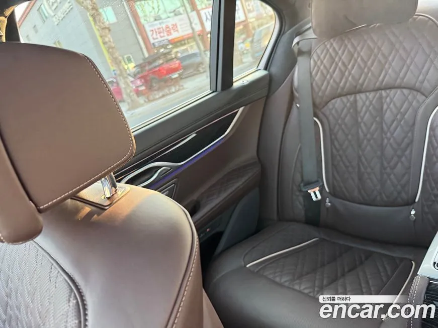 BMW 7-Series 2021 из KR, фото 2