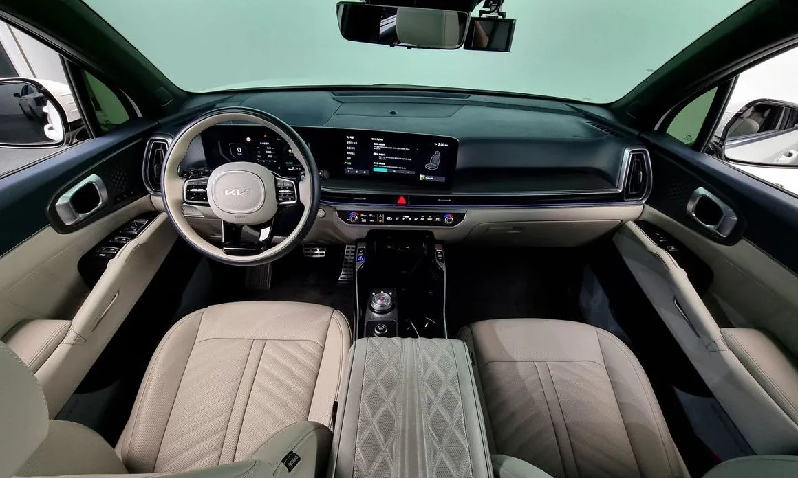 Kia Sorento — фото 8