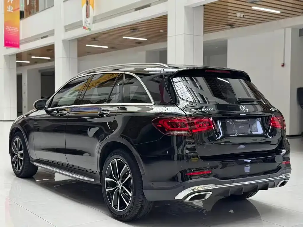Mercedes-Benz GLC — фото 2