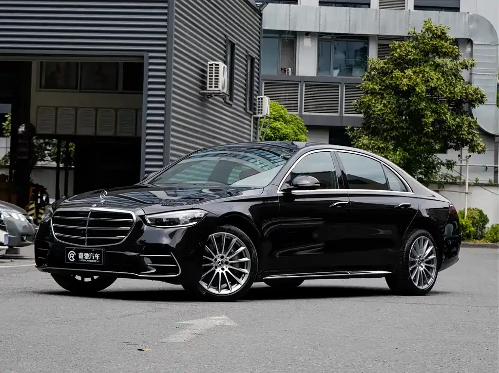 Mercedes-Benz S-Class — фото 1