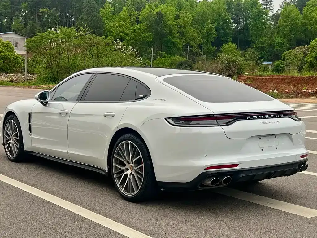 Porsche Panamera — фото 8