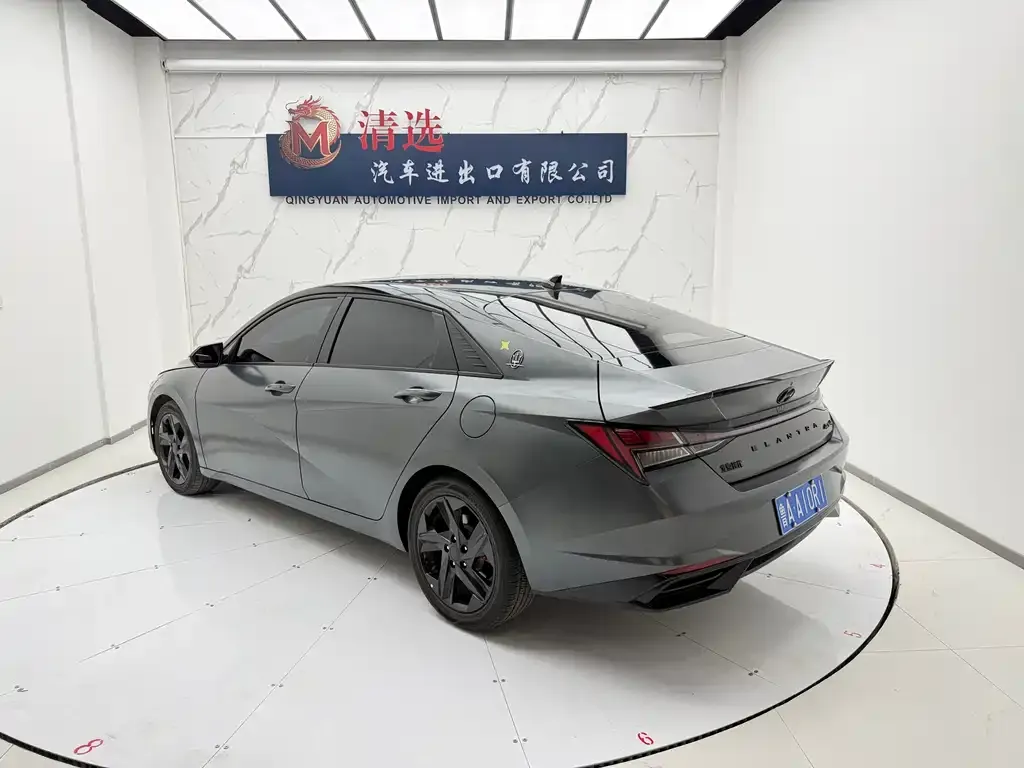 Hyundai Elantra — фото 9