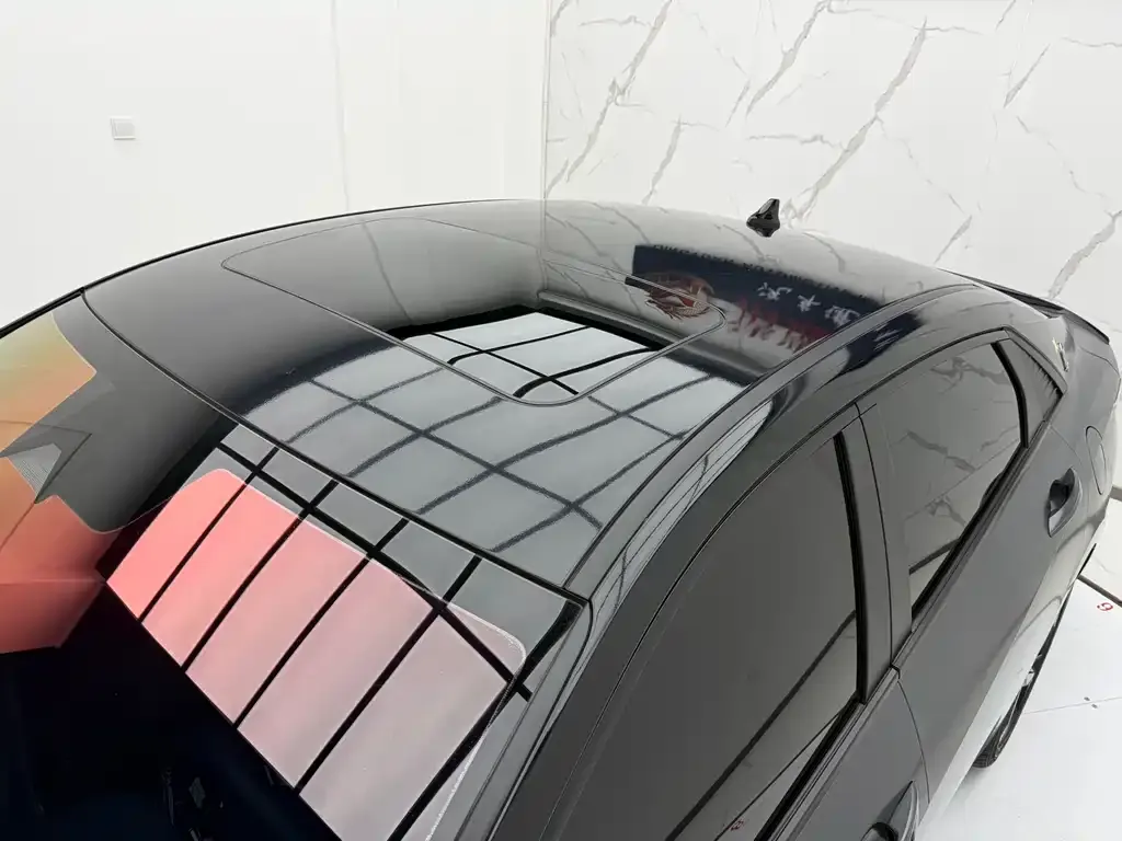 Hyundai Elantra — фото 4