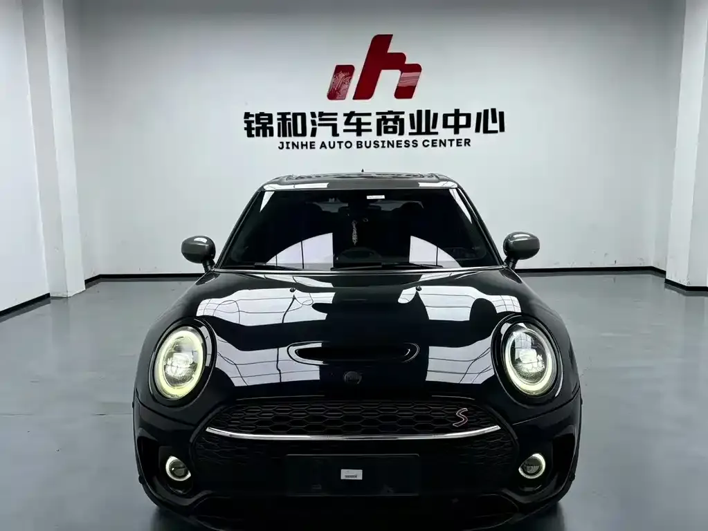 MINI Clubman — фото 2